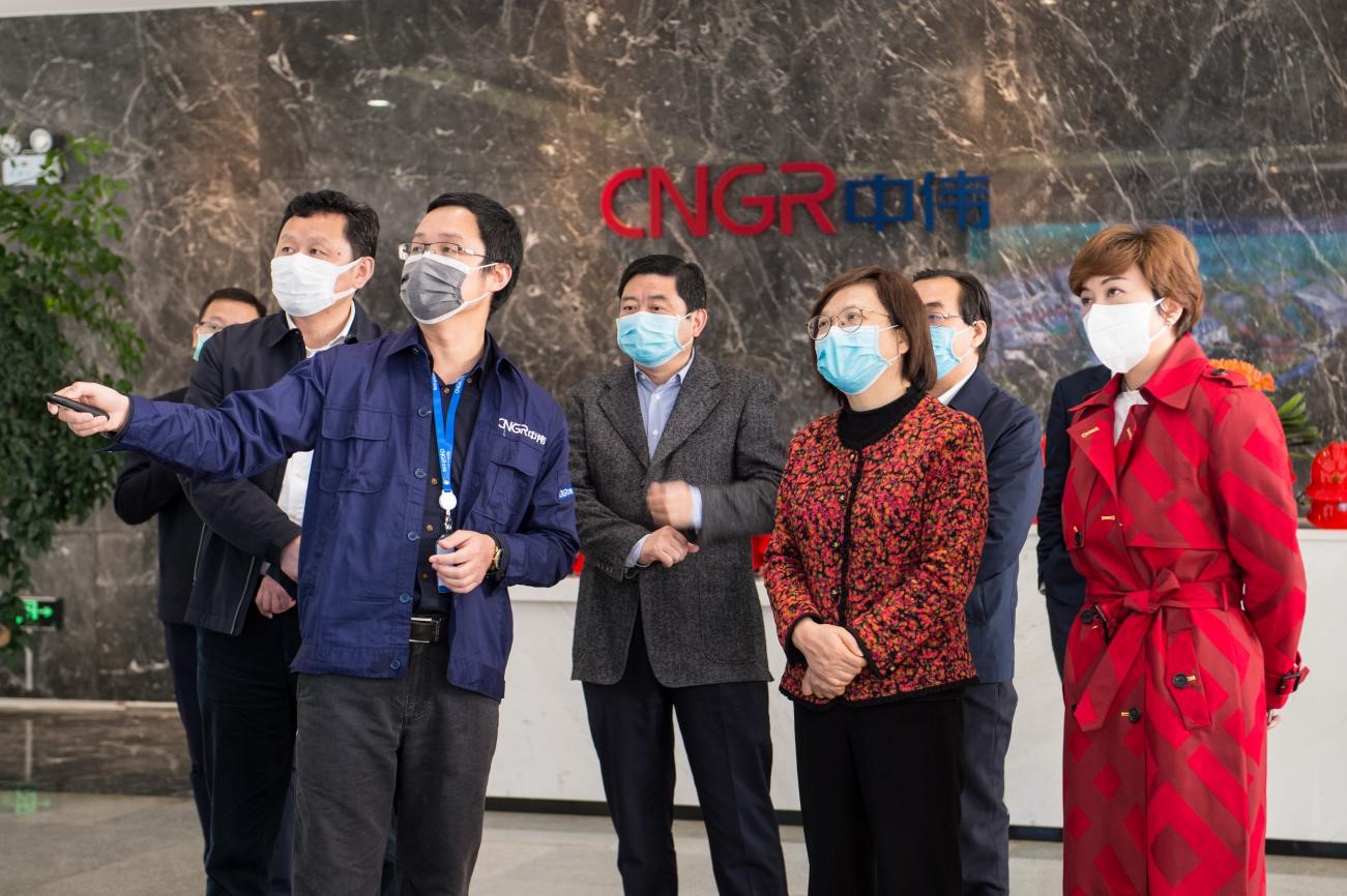 湖南省委常委、常务副省长谢建辉赴古天乐太阳集团城视察复工复产工作