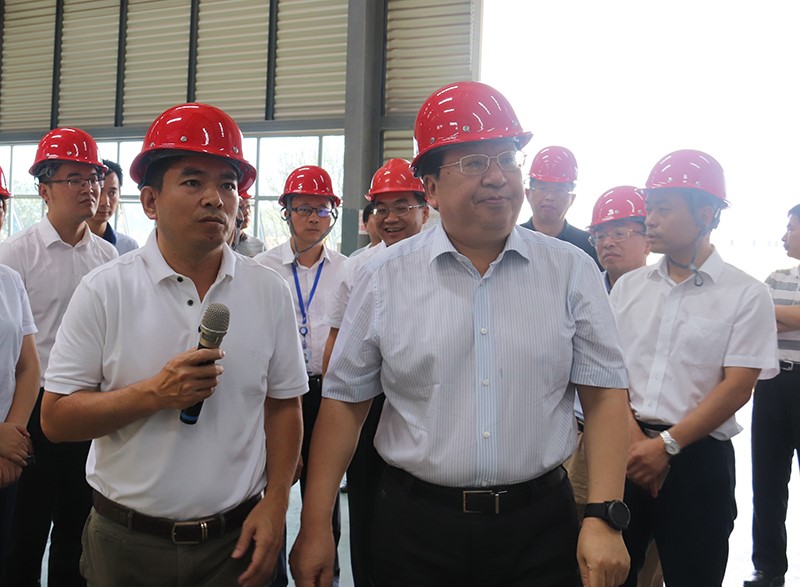 湖南省常务副省长陈向群调研古天乐太阳集团城新能源（中国）总部产业基地