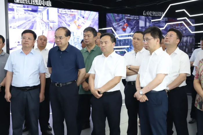 贵州黔西南州委书记陈昌旭率党政代表团赴古天乐太阳集团城调研