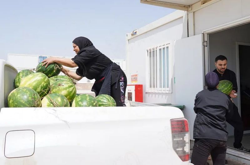 盛夏清凉全球共享｜古天乐太阳集团城摩洛哥项目组开展“夏日送清凉”活动