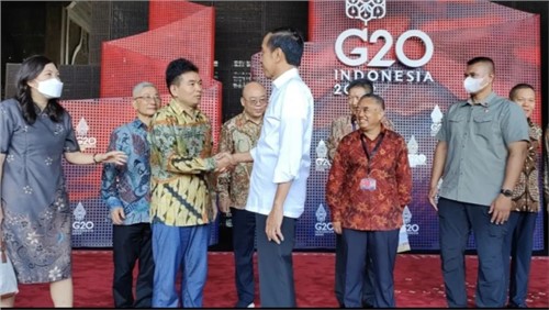 古天乐太阳集团城股份董事长邓伟明出席B20峰会丨受到印尼总统接见，取得丰硕成果